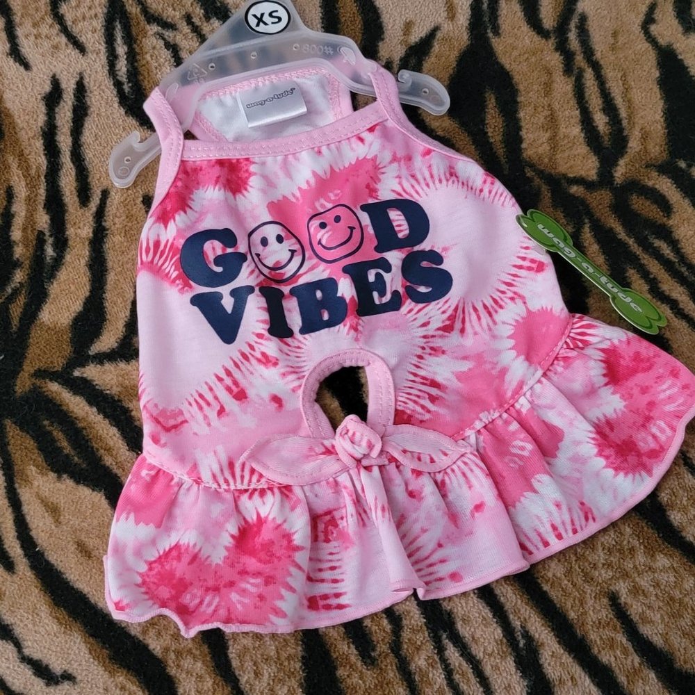 Pet Dress Dog or Cat  "Good Vibes "  xs ea. New w/ Tag!!!!!